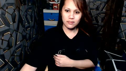 yumi online show from 07/25/26, 10:51