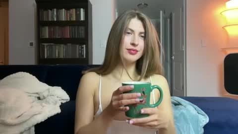 yumiandwolf online show from 01/15/25, 06:22