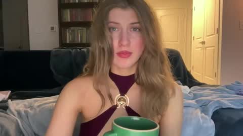 yumiandwolf online show from 02/12/25, 04:44