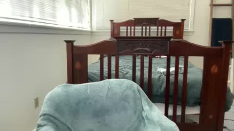 Snapshot of yumiandwolf chatting on 11/05/25, 07:36 yumiandwolf online show from 11/05/25, 07:36