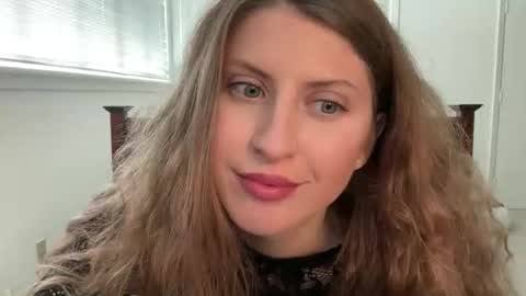 Snapshot of yumiandwolf chatting on 03/08/26, 08:45 yumiandwolf online show from 03/08/26, 08:45