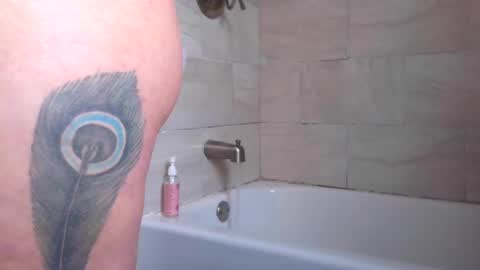 Snapshot of yumiepussyy chatting on 10/24/25, 07:21 Payton kelly online show from 10/24/25, 07:21