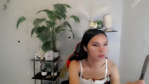 Snapshot of yumiexx chatting on 07/07/26, 05:10 CALL ME YUMLEXX online show from 07/07/26, 05:10