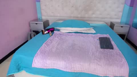 YumiViolet online show from 02/13/26, 09:44