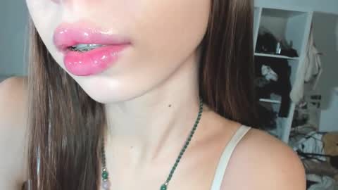 Snapshot of yumm__ chatting on 12/04/24, 01:42 Im away next stream September 10 at 1400 Moscow time online show from 12/04/24, 01:42