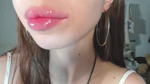 Snapshot of yumm__ chatting on 12/19/24, 10:13 Im away next stream September 10 at 1400 Moscow time online show from 12/19/24, 10:13