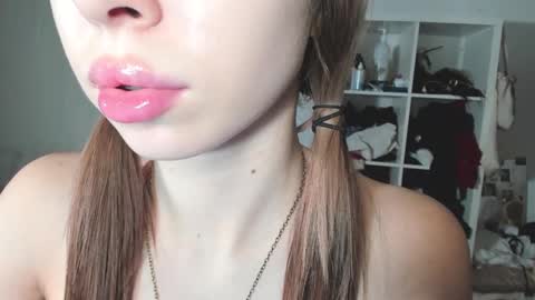 Snapshot of yumm__ chatting on 12/22/24, 01:55 Im away next stream September 10 at 1400 Moscow time online show from 12/22/24, 01:55