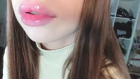 Snapshot of yumm__ chatting on 01/19/25, 07:25 Im away next stream September 10 at 1400 Moscow time online show from 01/19/25, 07:25