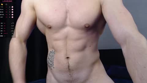 Snapshot of yummmy_dick_ chatting on 04/14/26, 11:16 STUD online show from 04/14/26, 11:16