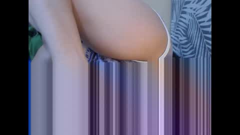 yummy72747 online show from 11/03/25, 10:27