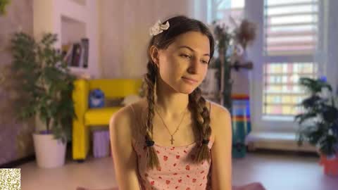 Snapshot of yummycitrus chatting on 11/14/25, 10:14 Katherine online show from 11/14/25, 10:14