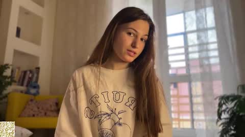 Snapshot of yummycitrus chatting on 12/03/25, 08:34 Katherine online show from 12/03/25, 08:34