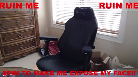 Snapshot of yummydickmilk chatting on 12/24/24, 03:58 yummydickmilk online show from 12/24/24, 03:58