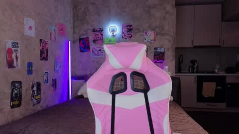 Snapshot of yummylisa chatting on 02/26/25, 08:22 Lisa online show from 02/26/25, 08:22