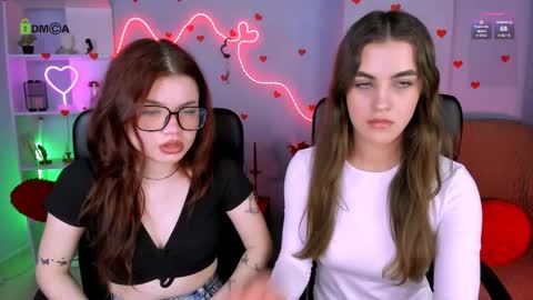 Snapshot of yuna_kim_ chatting on 04/01/26, 12:17 Yuna online show from 04/01/26, 12:17