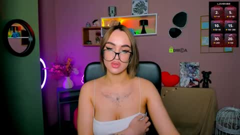 Snapshot of yuna_kim_ chatting on 04/08/26, 03:23 Yuna online show from 04/08/26, 03:23