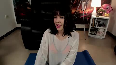 Yuna online show from 05/10/26, 10:53