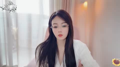 YunEr online show from 01/22/25, 03:41