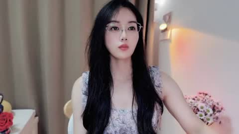 YunEr online show from 06/24/26, 03:55