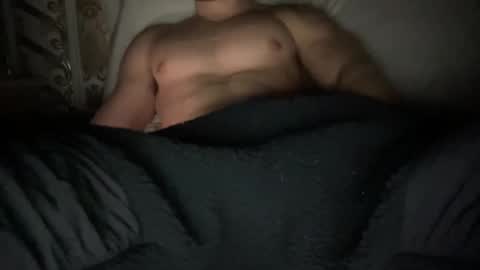 Snapshot of yungbull06 chatting on 01/12/25, 03:49 Yung Bull online show from 01/12/25, 03:49