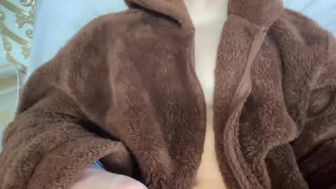 Snapshot of yungbull06 chatting on 03/02/25, 06:19 Yung Bull online show from 03/02/25, 06:19