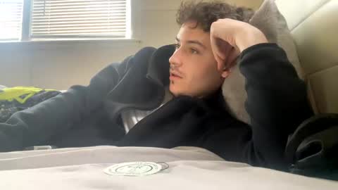 Snapshot of yungstudbev chatting on 03/07/25, 07:38 yungstudbev online show from 03/07/25, 07:38