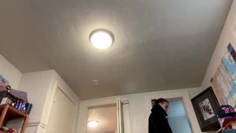 yungstudbev online show from 03/18/26, 08:01