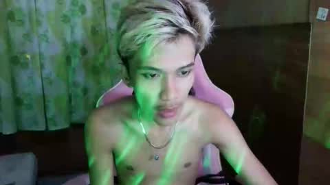 yunoxoxo online show from 05/13/26, 10:56