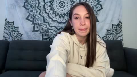 yurdreams_22 online show from 05/10/26, 02:17