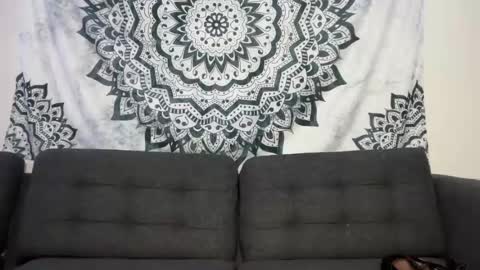 yurdreams_22 online show from 05/14/26, 02:02