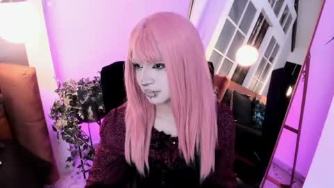 Yuri Kay online show from 06/25/26, 08:57