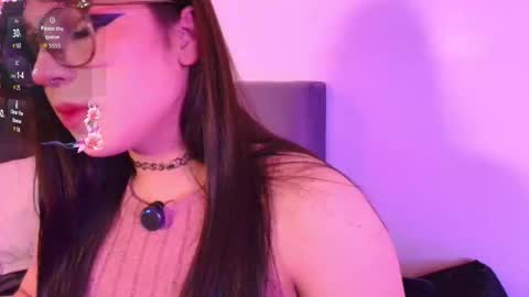 Snapshot of yuri_stars chatting on 02/11/26, 05:23 Yuri Stars online show from 02/11/26, 05:23