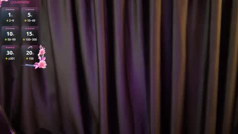 Snapshot of yuri_stars chatting on 03/08/26, 05:44 Yuri Stars online show from 03/08/26, 05:44