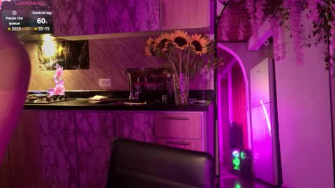 Snapshot of yuri_stars chatting on 03/09/26, 05:33 Yuri Stars online show from 03/09/26, 05:33