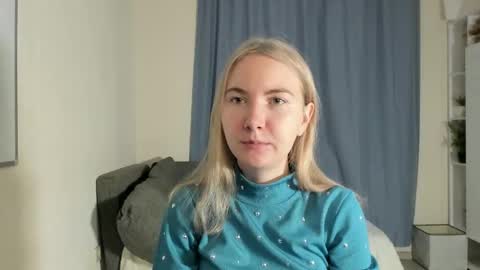 Alesia online show from 11/26/25, 07:20