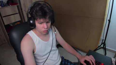 yurii_moody online show from 12/21/24, 02:30