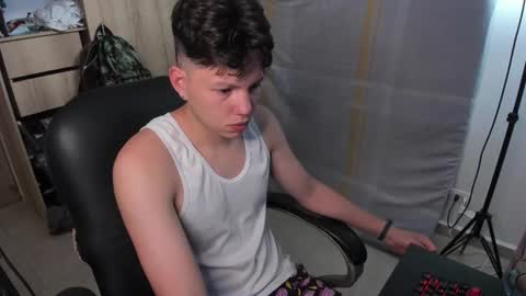 yurii_moody online show from 02/24/25, 08:25