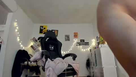 paola online show from 02/20/25, 04:50