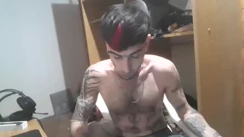 Yuumi online show from 10/16/25, 08:15