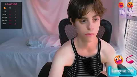 Yuyu online show from 02/13/25, 09:17