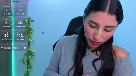 Snapshot of yuziidreams chatting on 02/14/26, 01:46 yuzii Im new to these pages so I hope you guys are kind to me. online show from 02/14/26, 01:46