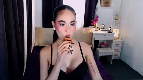 Snapshot of yvannasilva18 chatting on 10/24/25, 11:34 jai online show from 10/24/25, 11:34