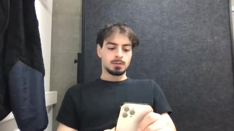 Snapshot of yvesbunnny chatting on 11/20/25, 06:07 yvesbunnny online show from 11/20/25, 06:07