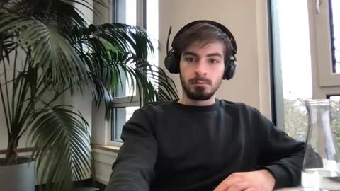 Snapshot of yvesbunnny chatting on 12/05/25, 08:12 yvesbunnny online show from 12/05/25, 08:12