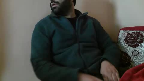 Snapshot of yxxtxxdentyk chatting on 12/19/25, 05:36 Bi BearXXX online show from 12/19/25, 05:36