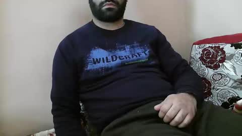 Snapshot of yxxtxxdentyk chatting on 12/22/25, 05:37 Bi BearXXX online show from 12/22/25, 05:37