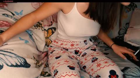 yzza_suave online show from 11/22/25, 11:20