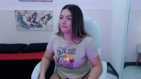 Snapshot of zaai_ chatting on 12/04/25, 11:19 Zai online show from 12/04/25, 11:19