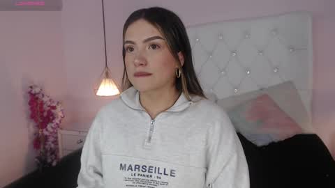 Snapshot of zaai_ chatting on 12/15/25, 11:36 Zai online show from 12/15/25, 11:36