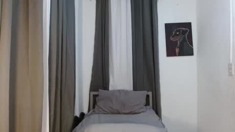 Snapshot of zabrina_huge chatting on 11/21/25, 05:22 ts baby banana online show from 11/21/25, 05:22